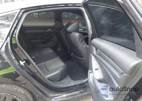 2018 Honda Accord Sport z USA, uszkodzony, nr VIN 1HGCV1F34JA205131